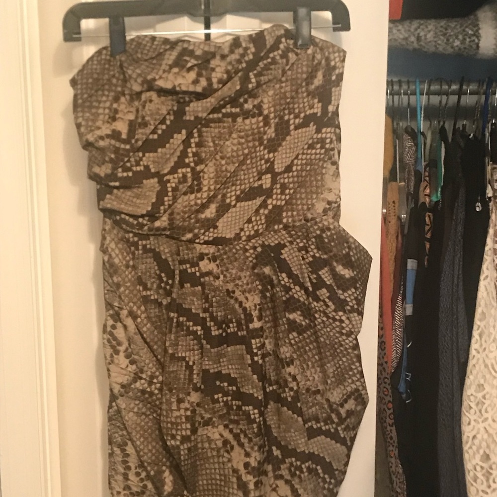 Strapless dress.